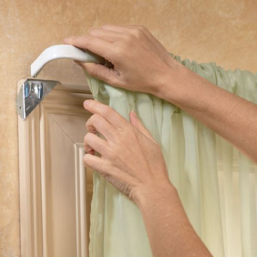 Door Curtain Fixing