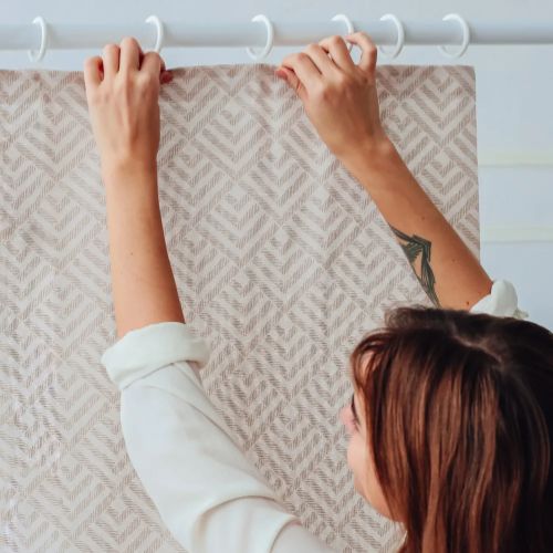 Get-curtain-fixing-services